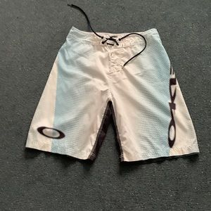 Oakley Men’s Board Shorts. Size 30